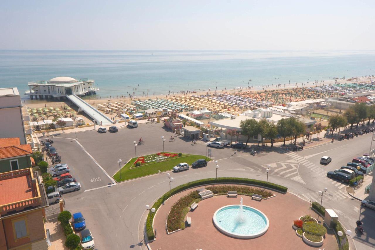 Hotel Palace Senigallia Esterno foto