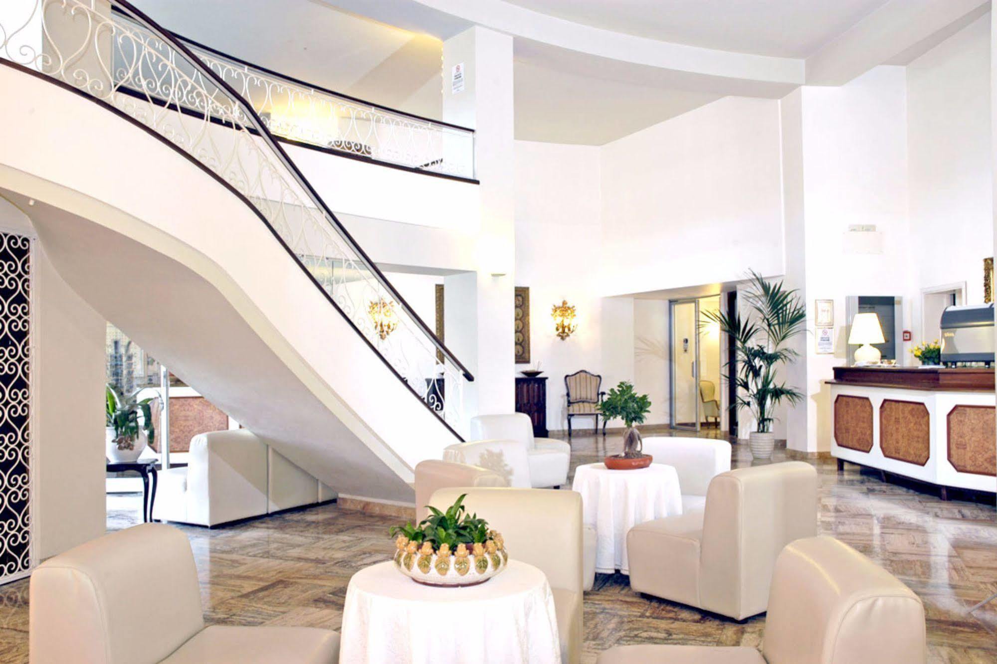 Hotel Palace Senigallia Esterno foto